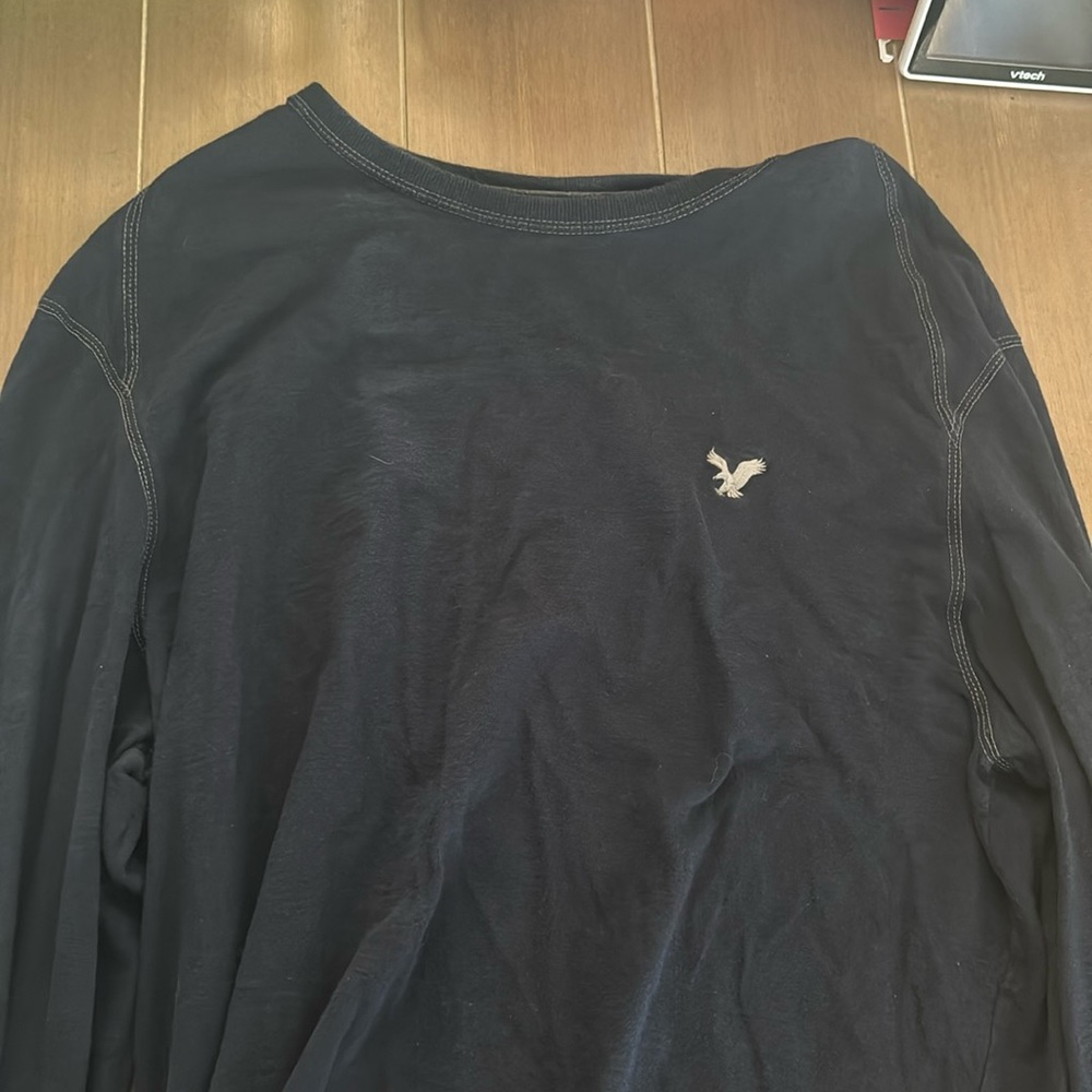 American Eagle shirt